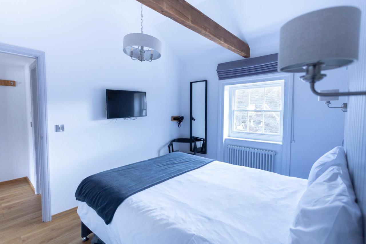 Apartment 6 At Number 8: City Centre, 1 Bedroom, Sofa Bed In Lounge Canterbury Dış mekan fotoğraf